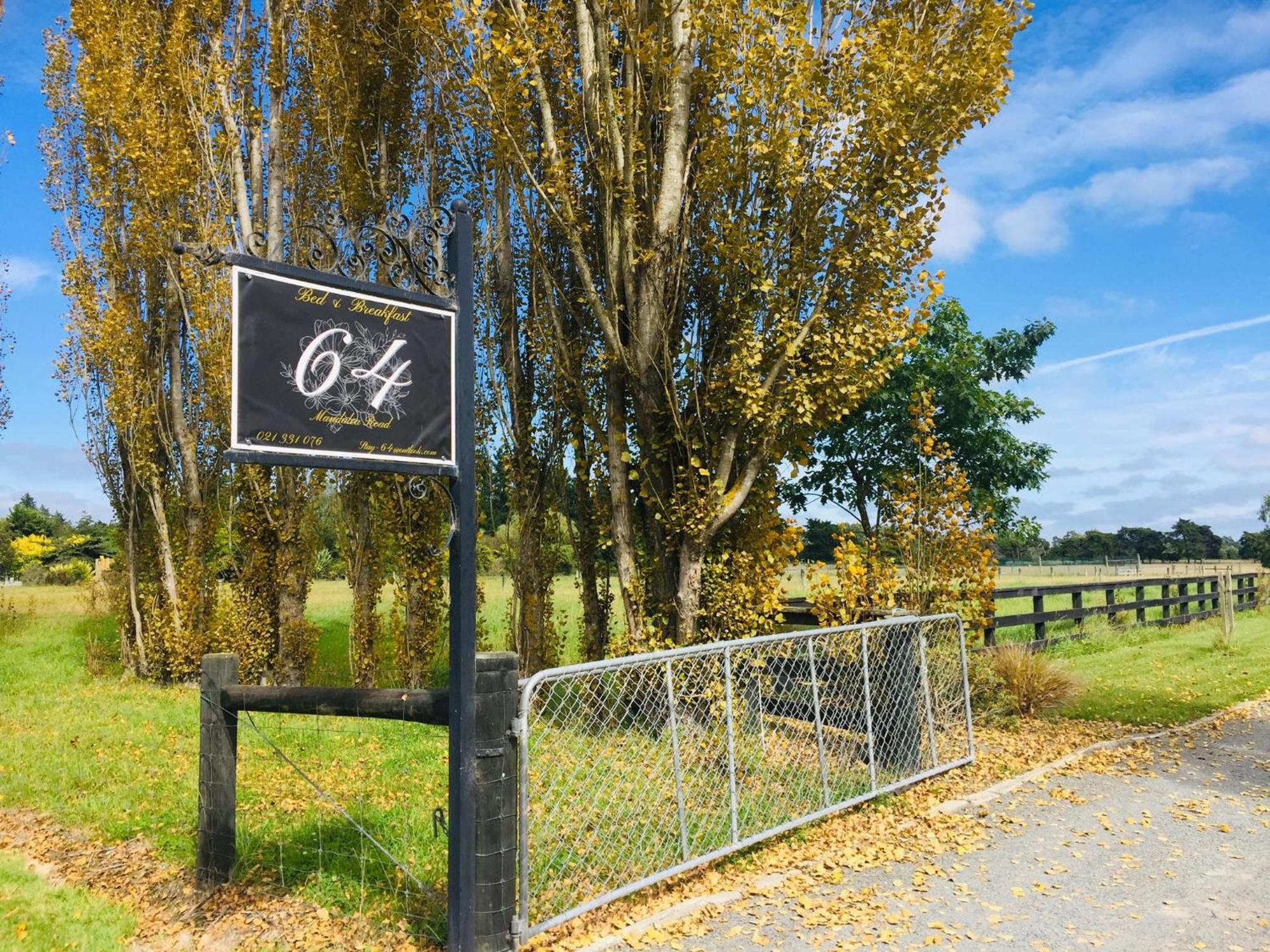 64 Mandalea B&B Ohoka Екстериор снимка